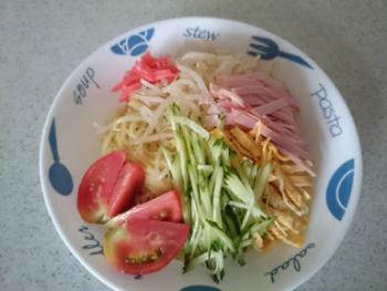 15.2:350:263:300:225:冷やしラーメン:none:1:1::1: