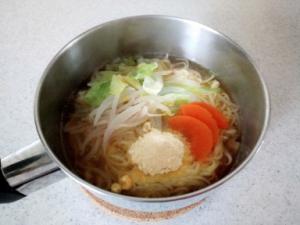 10.7:300:225:0:0:塩ラーメン:none:1:1::1: